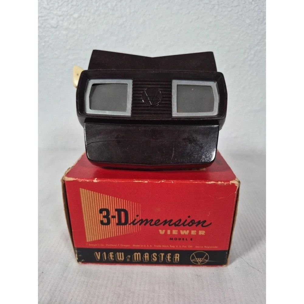 Vtg 1950-60s Sawyer View Master Brown Model E 3-Dimension Viewer w/Box & Slides
